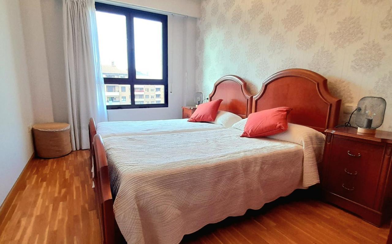 Zuberoa- Vistas, Terraza Y Parking Apartment Zarautz Ngoại thất bức ảnh